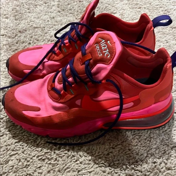 Nike Athletic Shoes Pink and Red with Modern Design - Picture 5 of 6